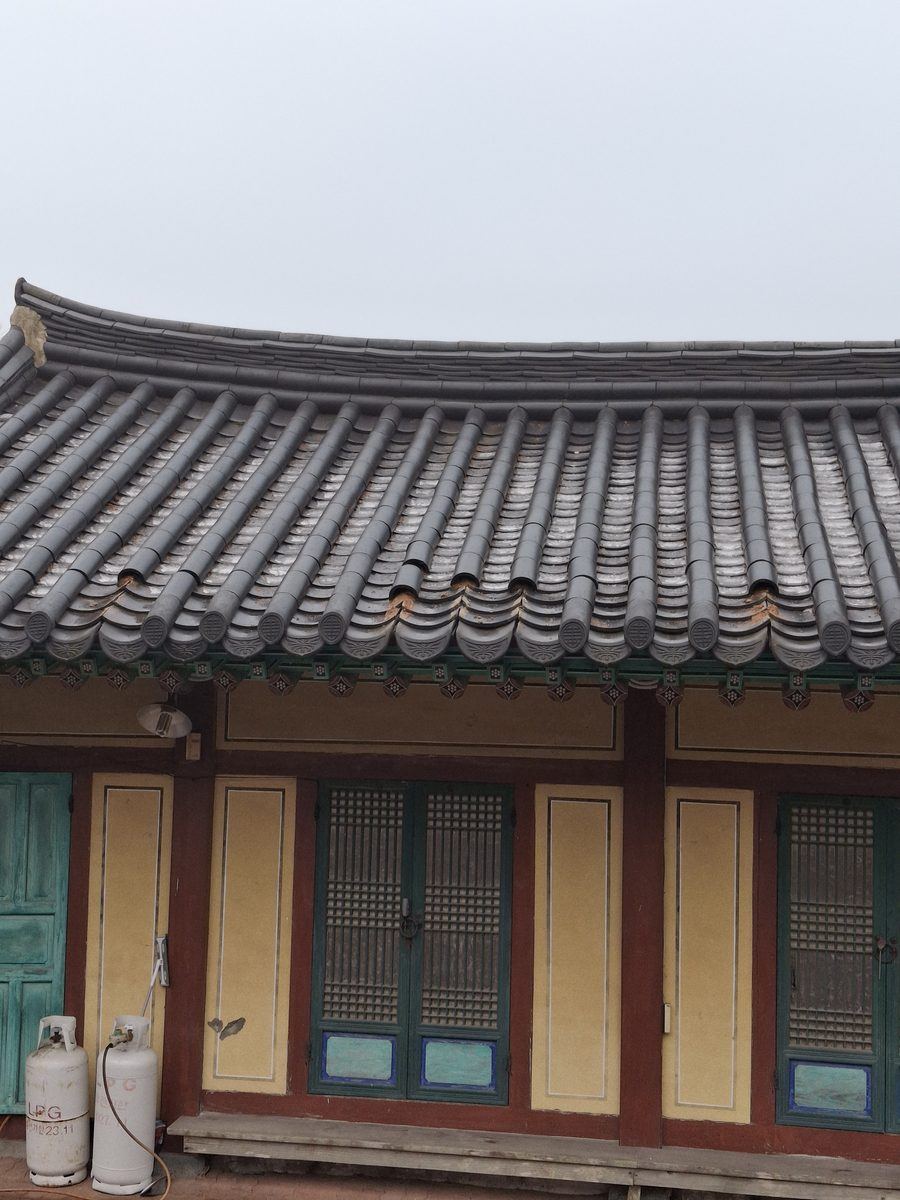 한옥지붕보수 시공 전 사진
